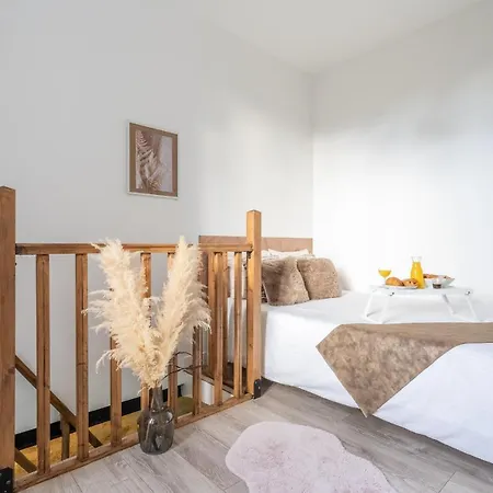 Le Cesar Cinema 10 Mn Paris Gare De Lyon Et 5 Minutes Rer Daire *